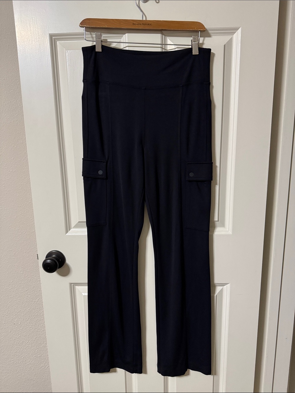 Athleta Delancey Straight Cargo Pant in Black